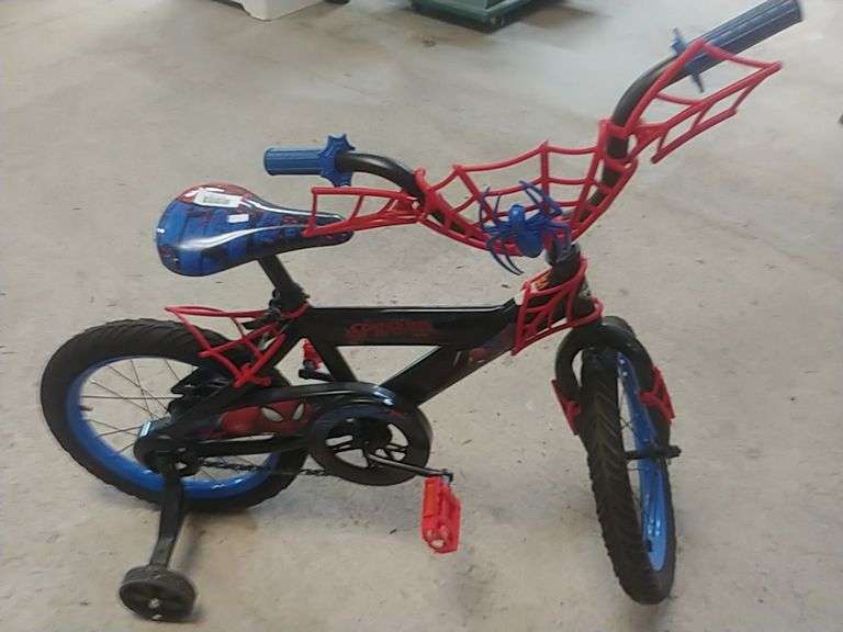 Spiderman Huffy First Bike With Training Wheels & Spiderman Scooter