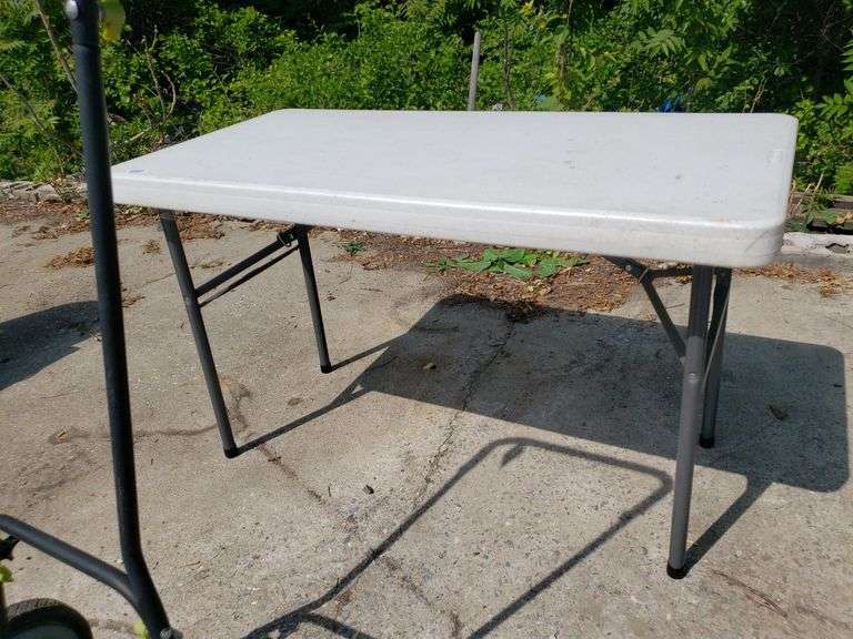 Lifetime Folding Leg Table Trice Auctions