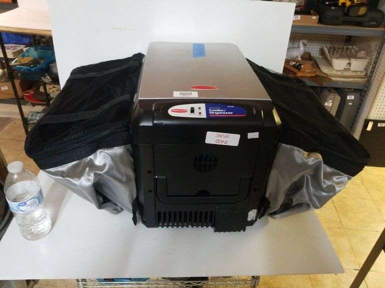 Rubbermaid ThermoElectric Cooler / Organizer And Warmer Works! Trice Auctions