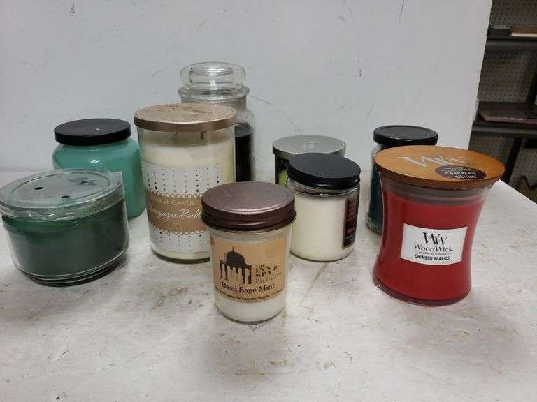 Assorted Candles(Woodwick, Yankee, Others) Trice Auctions