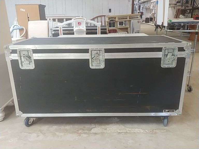 Music Equipment/Travel Case With Wheels Trice Auctions