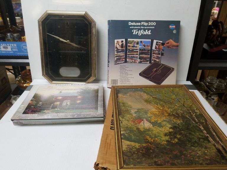 Heirloom Wall Clock, Thomas Kinkade Family History Book & More Trice