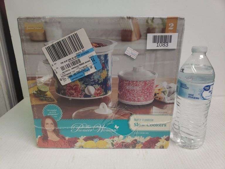 New In Plastic Pioneer Woman 2pack Fancy Flourish Slow Cookers Trice Auctions