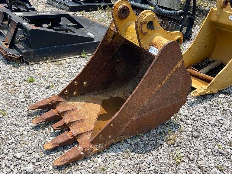 CAT 36” Excavator Bucket TriStar Auction Group
