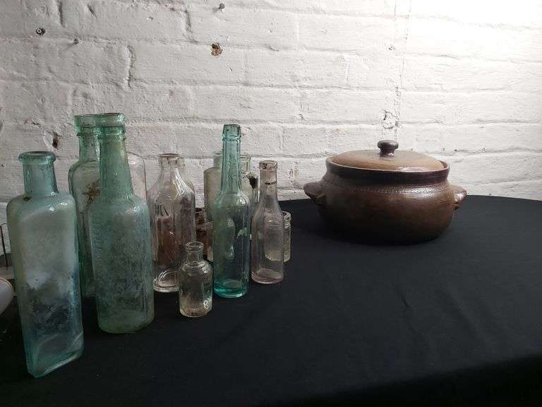 Bendigo Pottery Casserole Dish & Vintage Bottles Tullochs Auctions