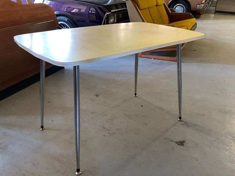 Retro Yellow Laminex Table Tullochs Auctions