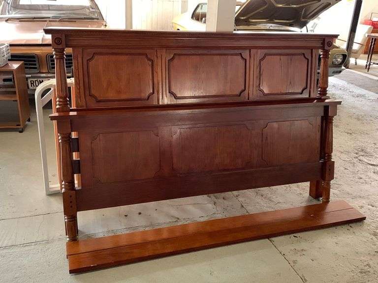 Classical Style King Size Bed Base Tullochs Auctions