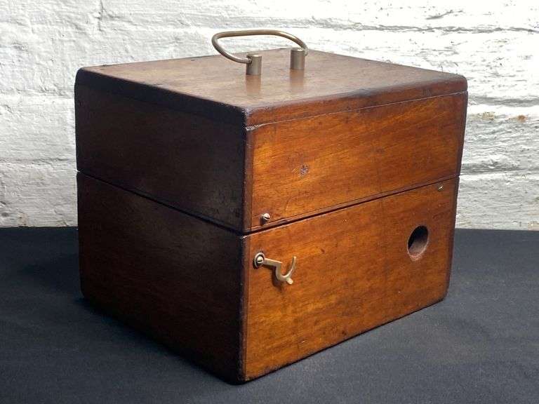 Antique Electric Shock Treatment Kit Tullochs Auctions