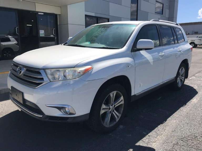 2013 Toyota Kluger KXS Wagon 2013 Toyota Kluger KXS GSU45R Wagon TVAA Pty Ltd T/A Tomkins