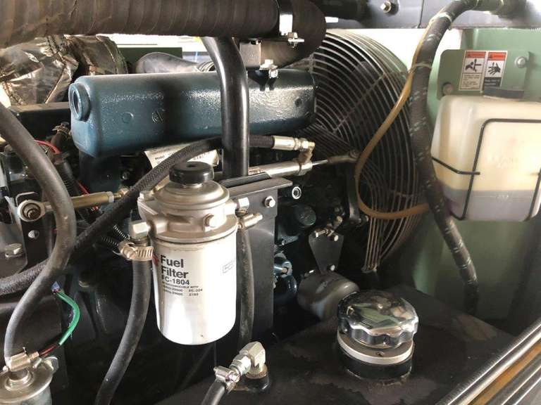 Sullair 185CFM Compressor - TVAA Pty Ltd T/A Tomkins Valuers & Auctioneers