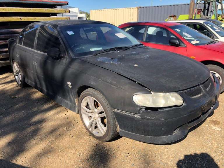 Unbelievable! Used Holden Commodores Found In Parking Lots! - qlm6va9