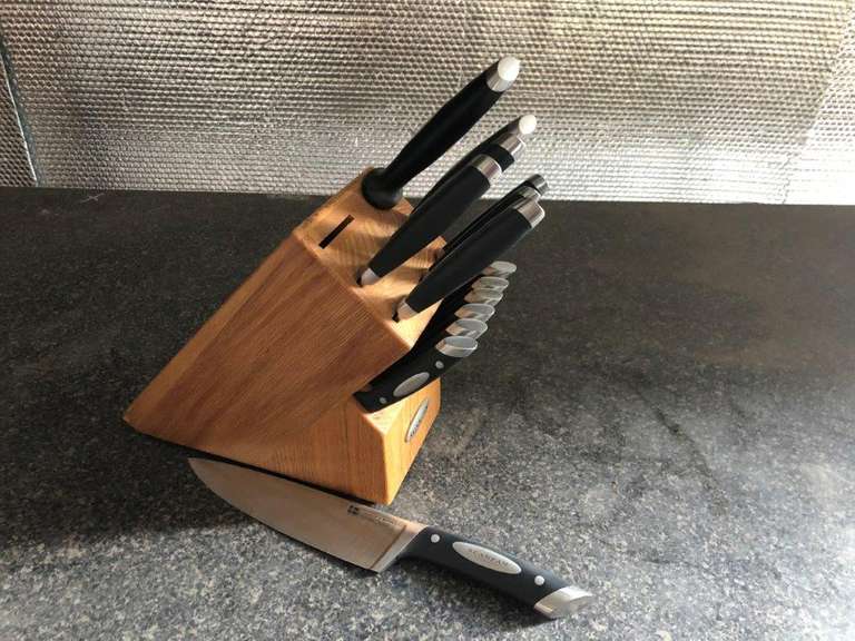 Scanpan Knife Block Set TVAA Pty Ltd T/A Tomkins Valuers & Auctioneers