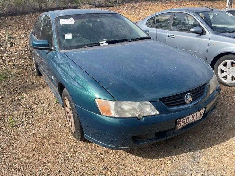 Unbelievable! Used Holden Commodores Found In Parking Lots! - cmqxzim