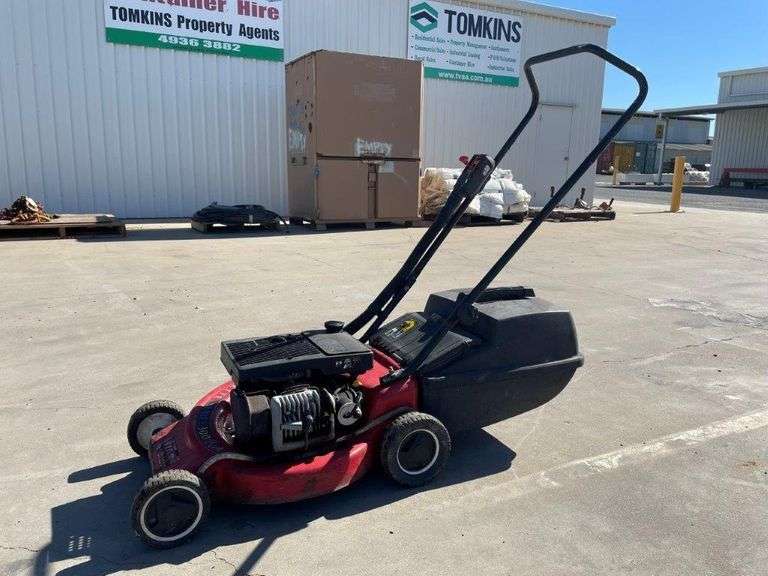 Victa Push Mower TVAA Pty Ltd T/A Tomkins Valuers & Auctioneers