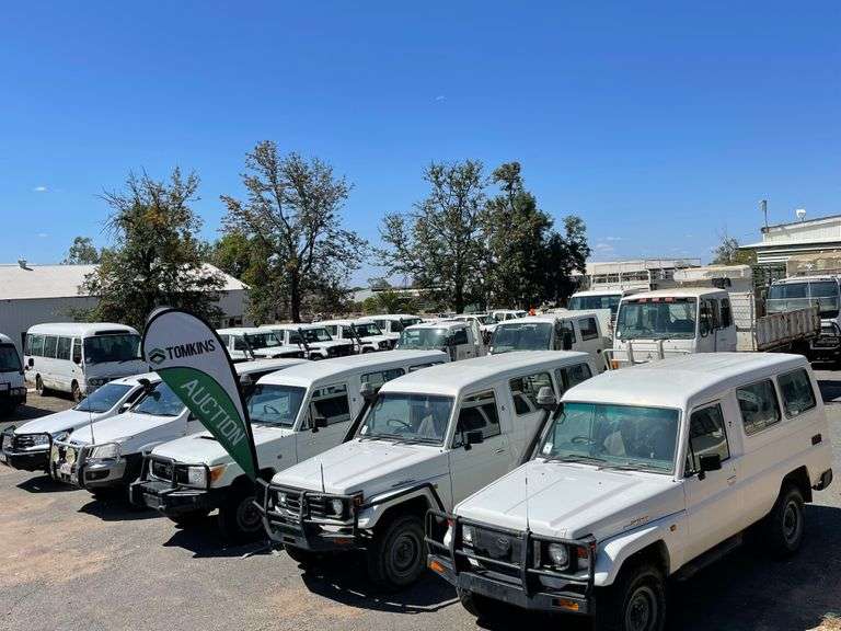 Motor Vehicles & Buses ONLINE Auction - Emerald QLD A/C Department of Agriculture & Fisheries