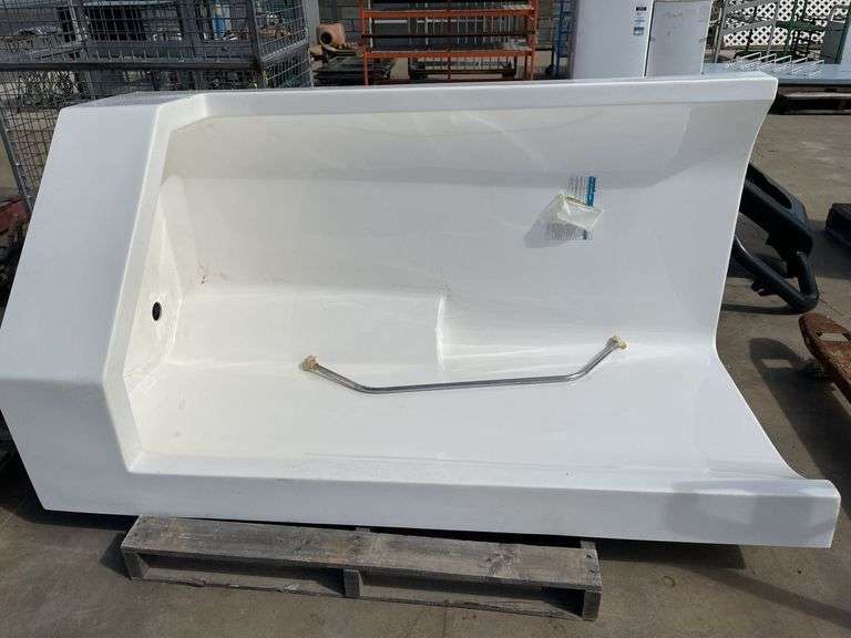 Fibreglass Shower Cubicle TVAA Pty Ltd T/A Tomkins Valuers & Auctioneers
