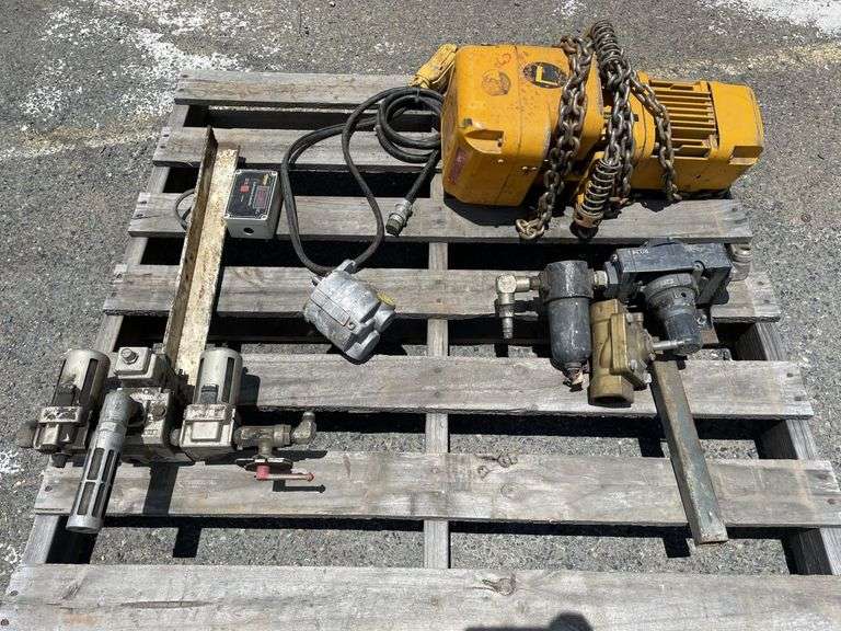 Electric Gantry Winch and Sundries TVAA Pty Ltd T/A Tomkins Valuers
