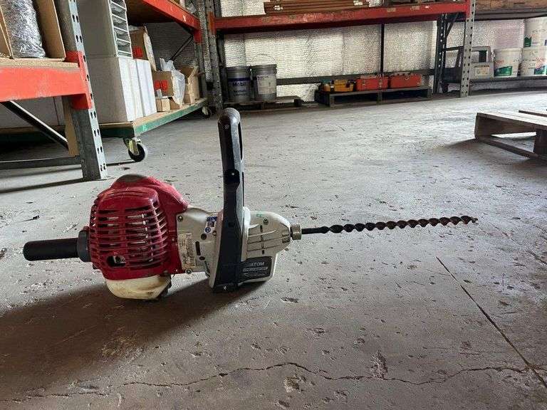 Atom Post Hole Borer TVAA Pty Ltd T/A Tomkins Valuers & Auctioneers