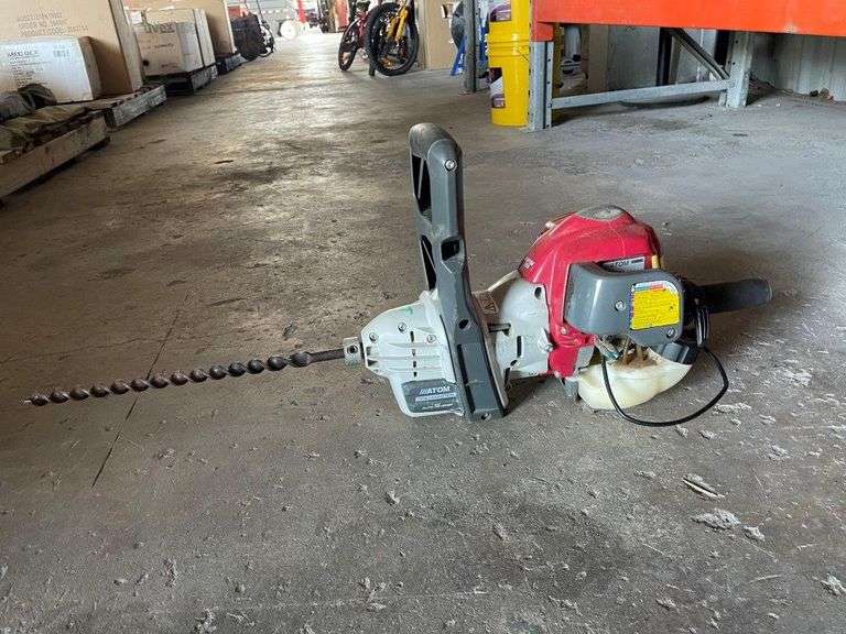 Atom Post Hole Borer TVAA Pty Ltd T/A Tomkins Valuers & Auctioneers