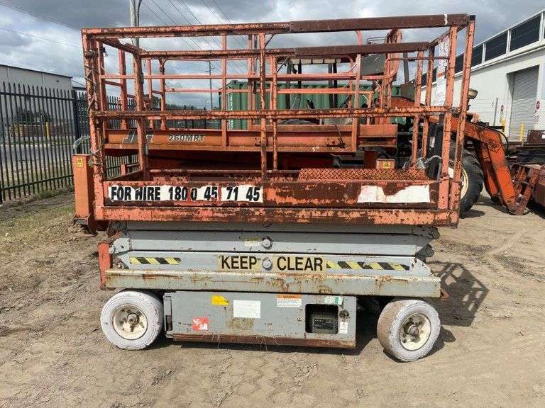 S2004 Scissor Lift non operational TVAA Pty Ltd T/A Tomkins Valuers