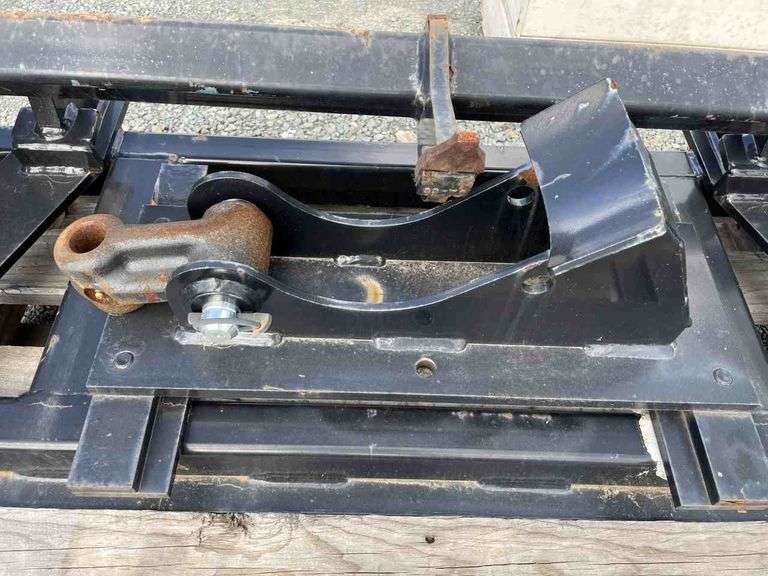 Digga Euro Hitch Mount Frame PD Auger & 3 Tyne Clamp Ripper TVAA Pty Ltd T/A Tomkins Valuers