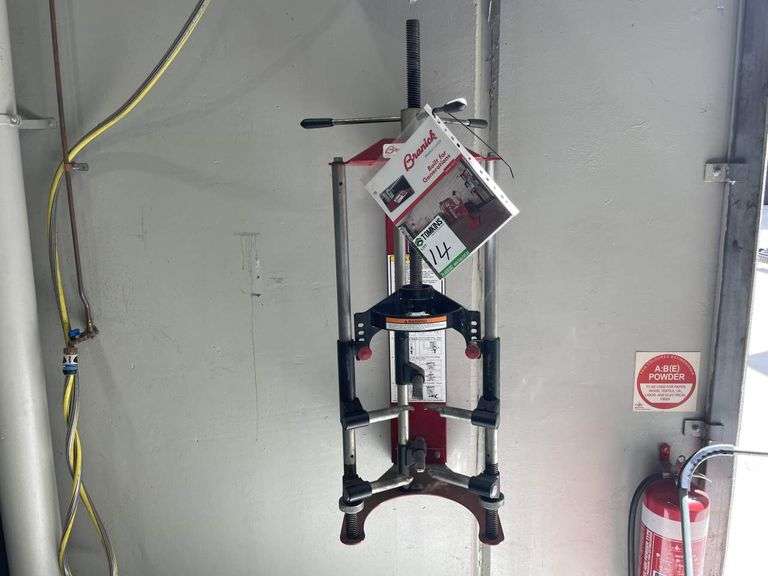 Branick 7600 Strut Spring Compressor TVAA Pty Ltd T/A Tomkins Valuers