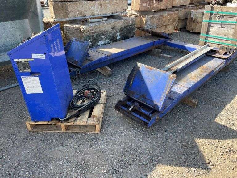 PowerRex 3T Vehicle Car Hoist with Control Box and Cables (operational