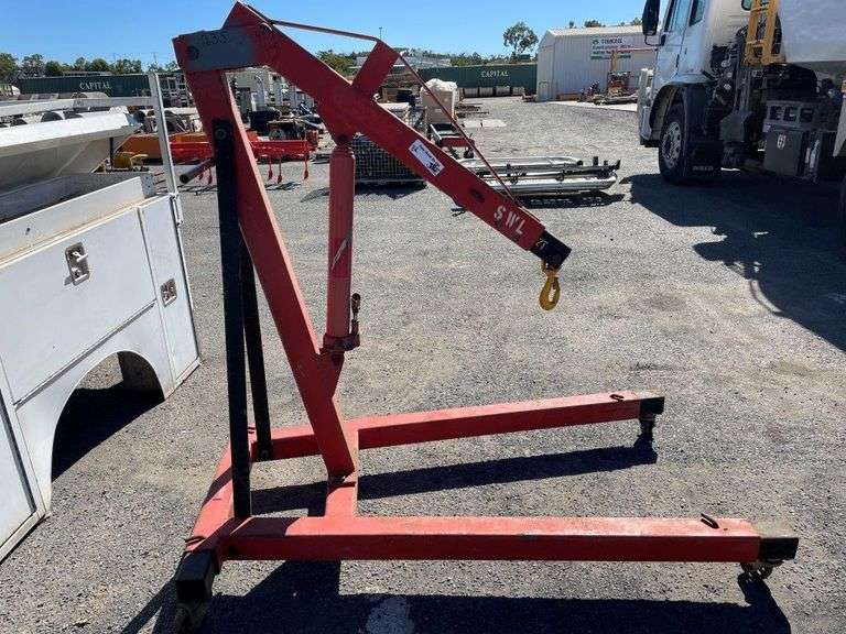 2T Engine Crane not lifting TVAA Pty Ltd T/A Tomkins Valuers