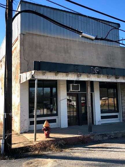 J&T in Bells, TX