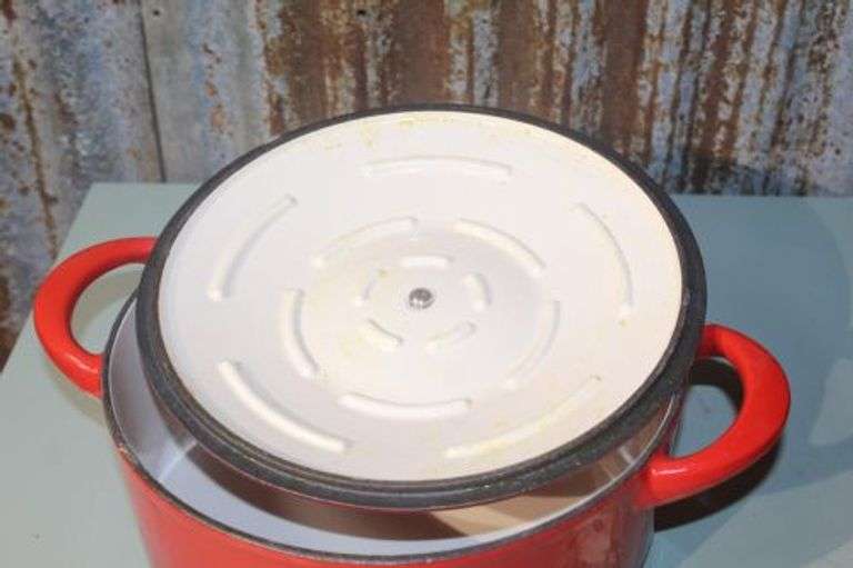 Stunning HEAVY Tramontina 5.5qt cast iron dutch oven pan with bold red