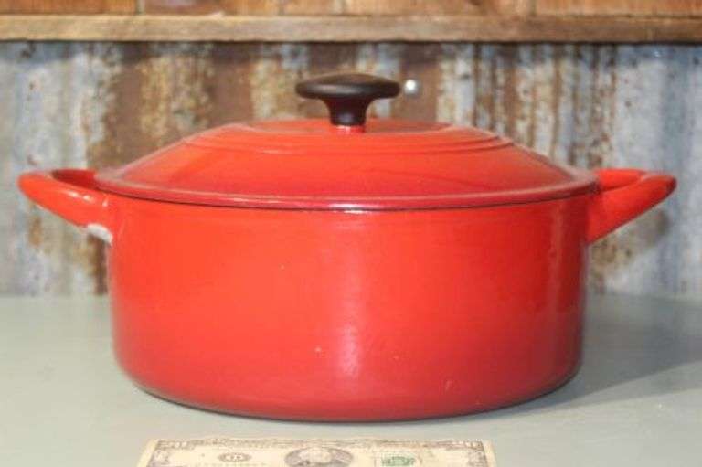 Stunning HEAVY Tramontina 5.5qt cast iron dutch oven pan with bold red