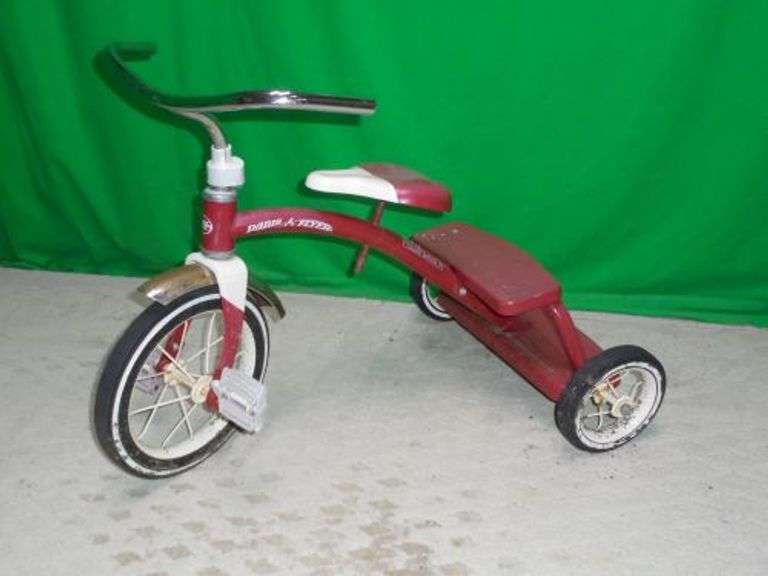 old radio flyer tricycle