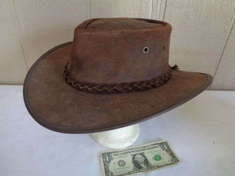 Nice Hat. ( 6A) Texas Online Auction House
