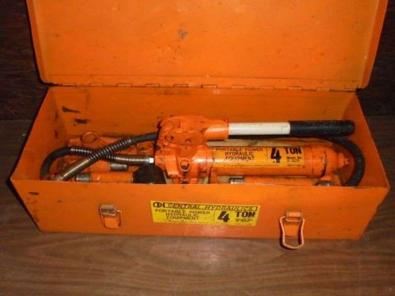CENTRAL HYDRAULICS 4 ton portable power hydraulic equipment. Texas