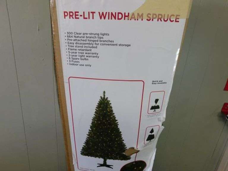 6ft PreLit Windham Spruce Artificial Christmas Tree! Maybe used once