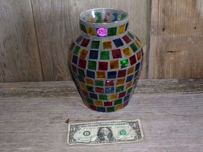 Multi colored Glass Vase Texas Online Auction House