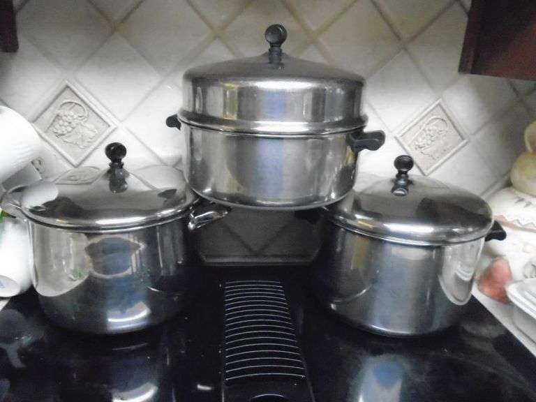 3 Large pots & lids. (K) Texas Online Auction House