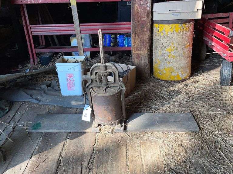 Sausage Stuffer United Edge Real Estate & Auction