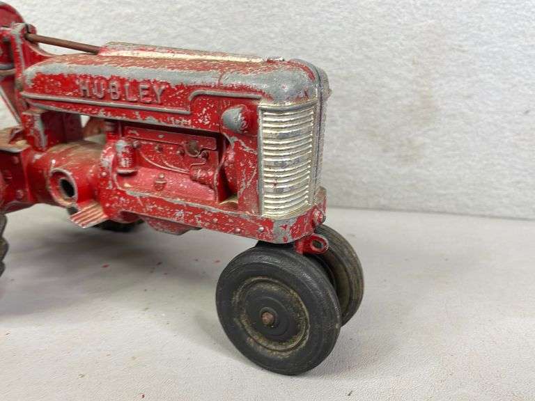 Hubley Tractor United Edge Real Estate & Auction