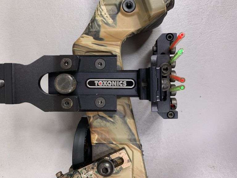 Alpine Archery Compound Bow w/Accessories & Bag United Edge Real