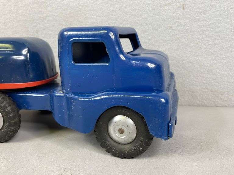 Structo Truck & Trailer With Winch And Loading Ramp United Edge Real