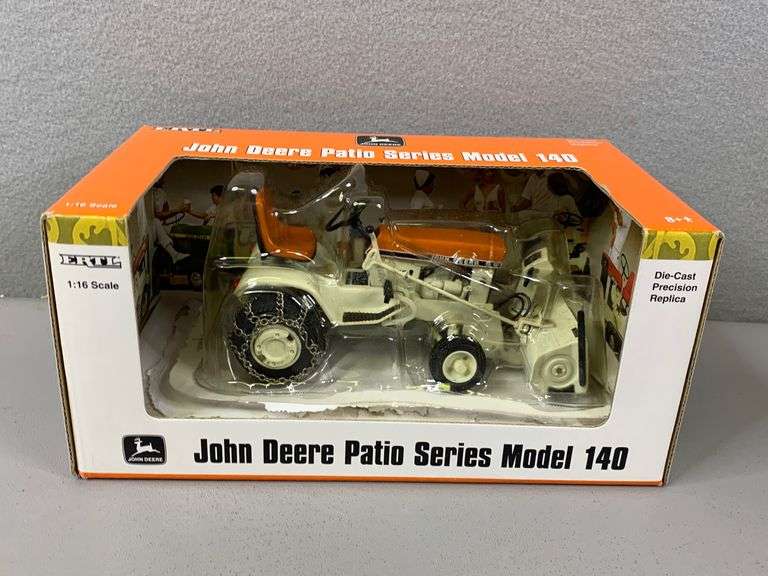 John Deere Patio Series Model 140, 1/16 United Edge Real Estate & Auction