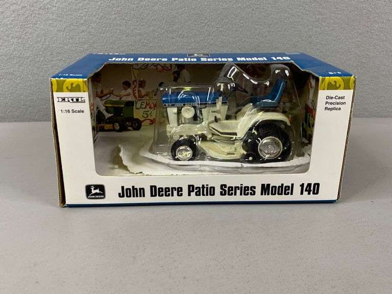 John Deere Patio Series Model 140, 1/16 United Edge Real Estate & Auction