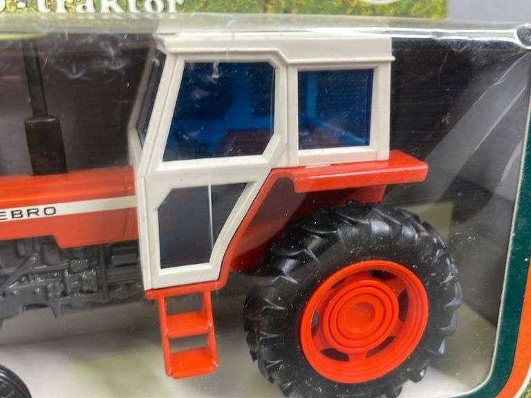 Ebro 8100 Tractor, Joal United Edge Real Estate & Auction