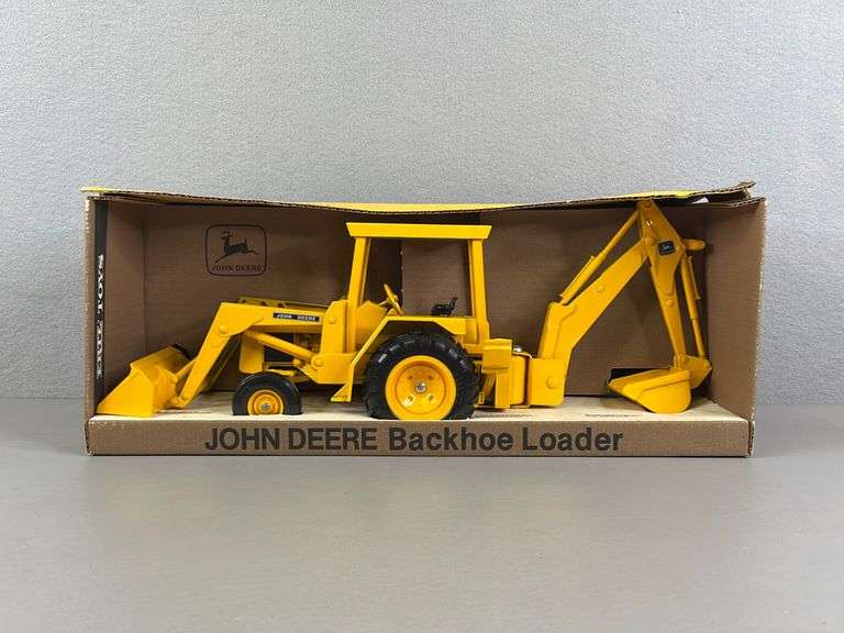 John Deere 310 Backhoe Loader, 1/16 Scale, Ertl Toys United Edge Real