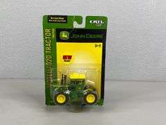John Deere Model 7020 Tractor, 1/64 Scale, Ertl Britains