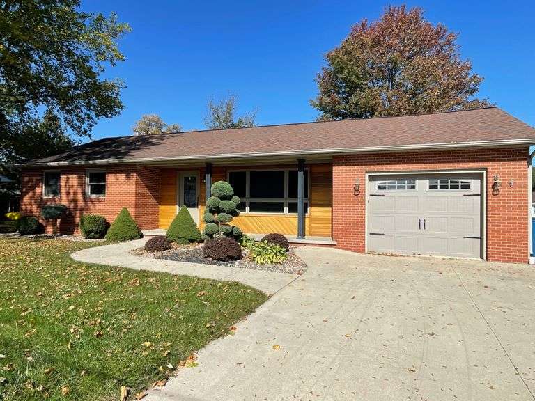 347 E Gerhart St, Edgerton, OH United Edge Real Estate & Auction