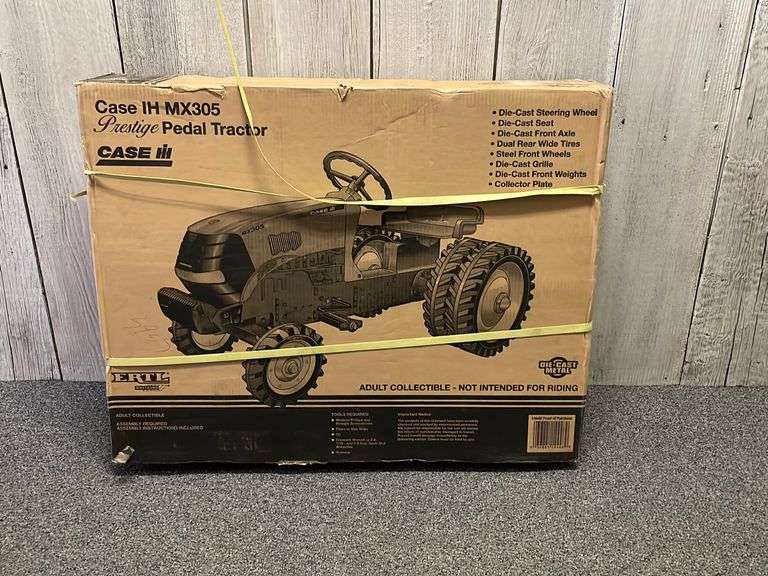 Case IH MX305 Prestige Pedal Tractor, Ertl Britains United Edge Real