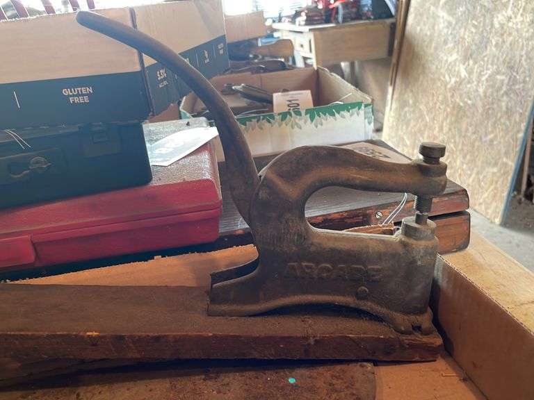 Arcade Rivet Press, Castor Wheels, Axe Blade - United Edge Real Estate ...