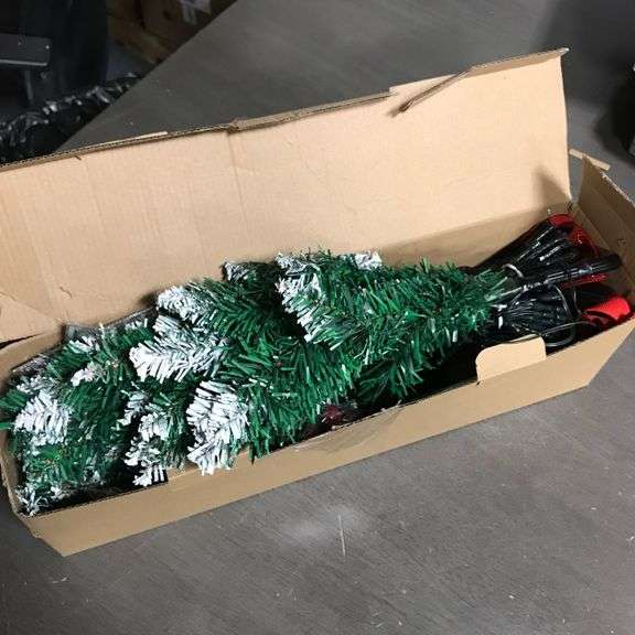 TAILERRI 2 Pack Solar Christmas Tree Pathway Lights Outdoor Decorations Waterproof